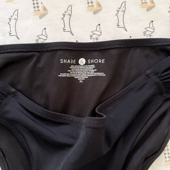 Set of 5 Swimwear size L/XL - Picture 9 of 12